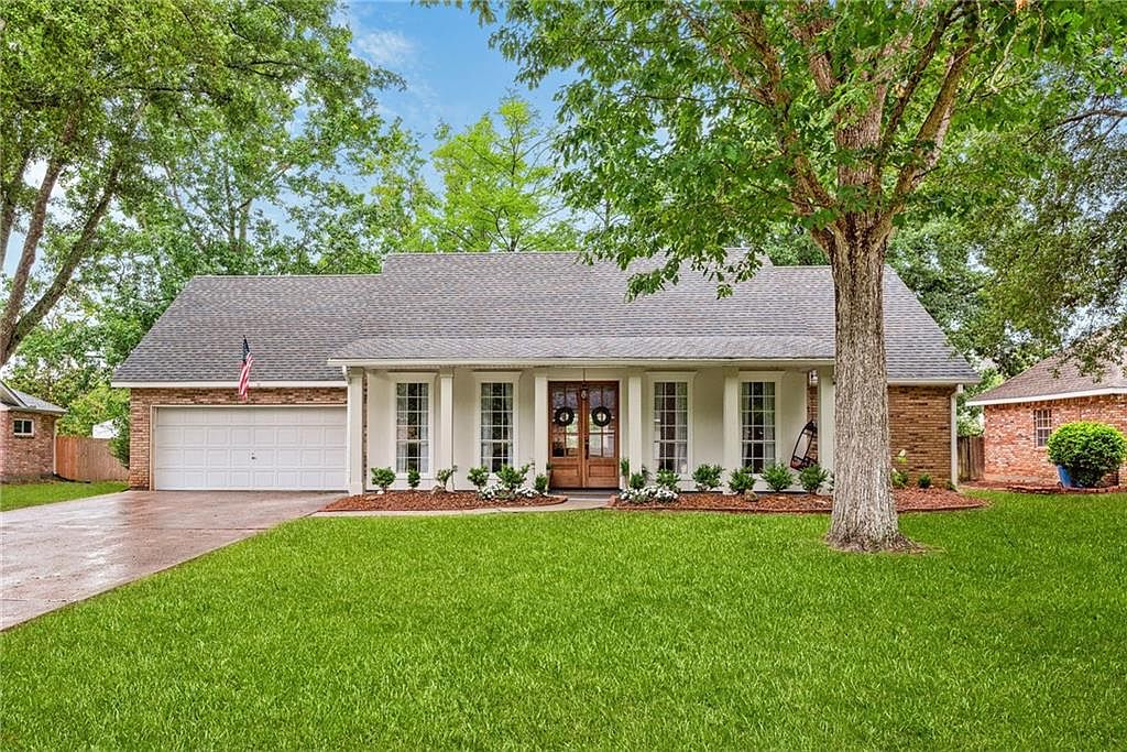 6043 Chateau Loire Cir, Mandeville, LA 70448 | Zillow