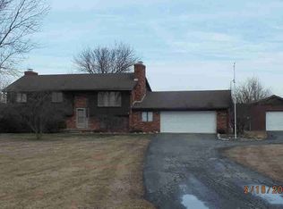 8891 Sylvania Petersburg Rd, Petersburg, MI 49270