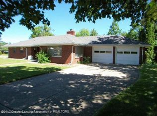 1734 Abington Pl, Lansing, MI 48910