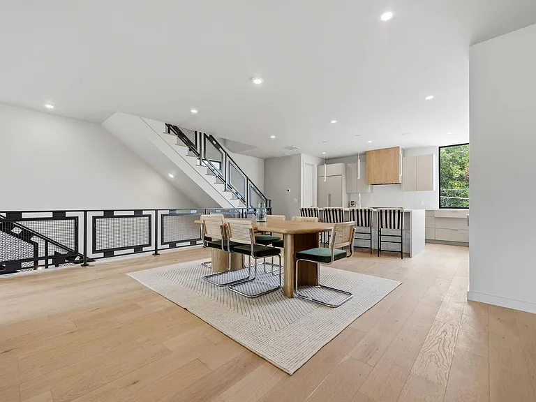 1403 Barton Hills Dr #2 — Photo 20