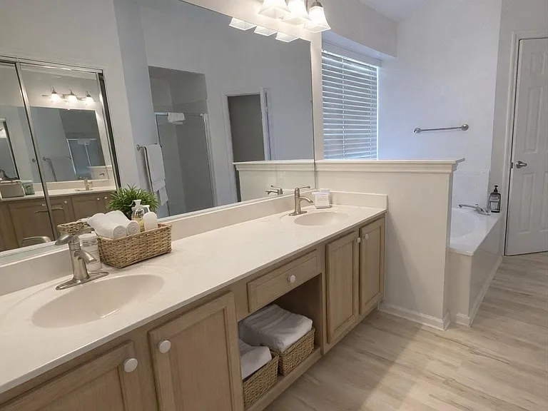 Shared Full Bath