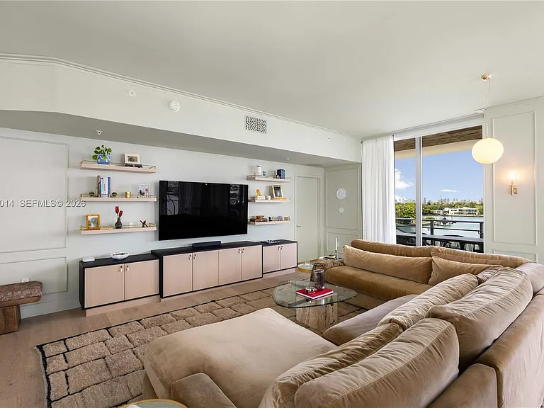 6800 Indian Creek Dr #4D — Photo 15
