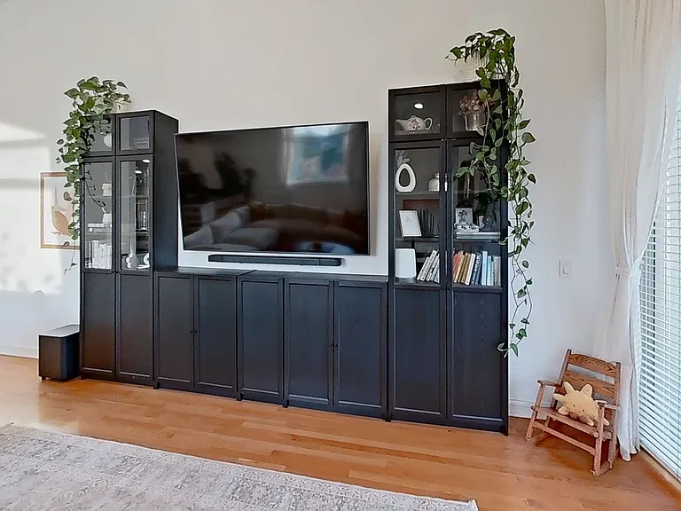 75'' smart TV (included with furnished opt)