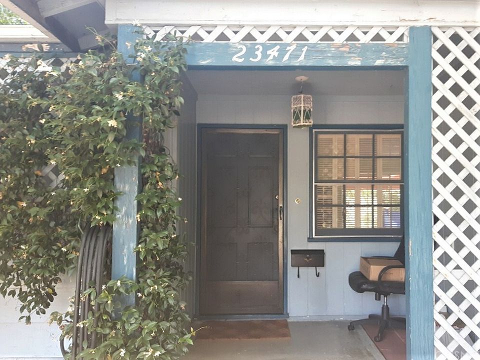 1st image of 23471 Gilmore St