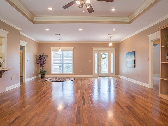 3rd image of 48 Westbrook Estates Dr