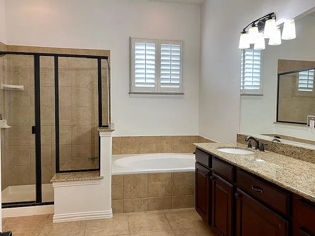 6497 Riviera Dr — Photo 16