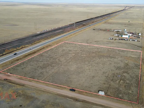 109 Opal St, Douglas, WY 82633