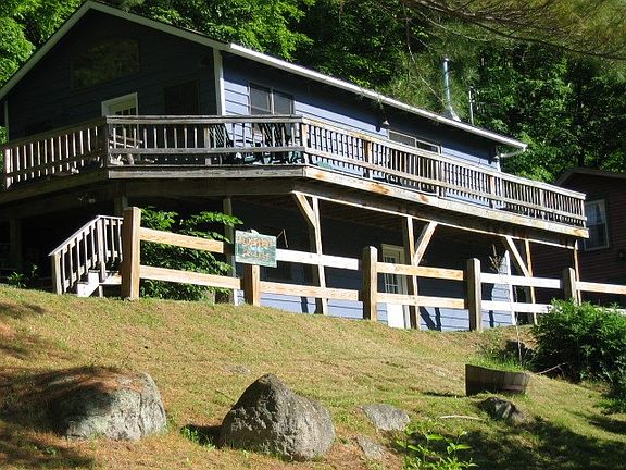 3rd image of 150 Grist Mill Ln