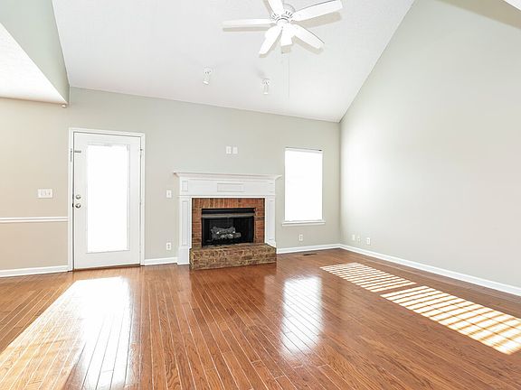 5th image of 2411 Amber Glen Dr