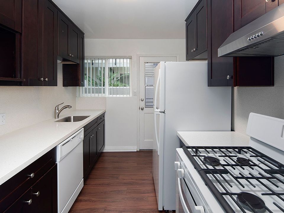 1st image of 7555 Herschel Ave APT 1