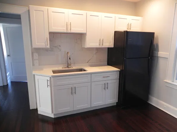 16 Soundview Ave #1, Norwalk, CT 06854