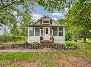 74 Baptist Church Rd, Spring City, PA 19475