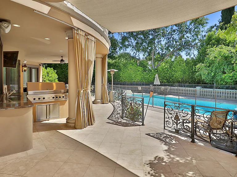 5427 Encino Ave — Photo 25