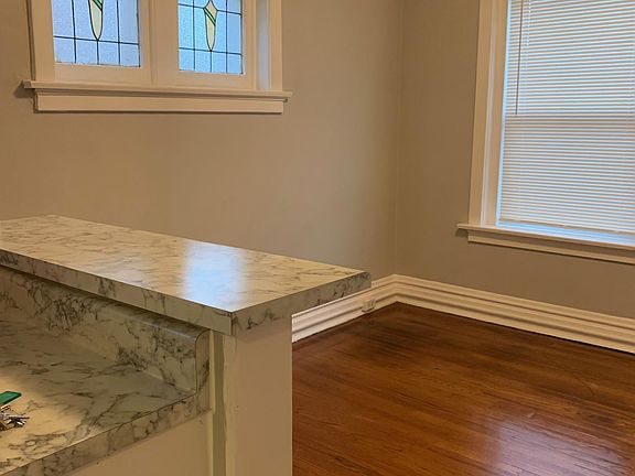 5th image of 4548 Flad Ave #2W