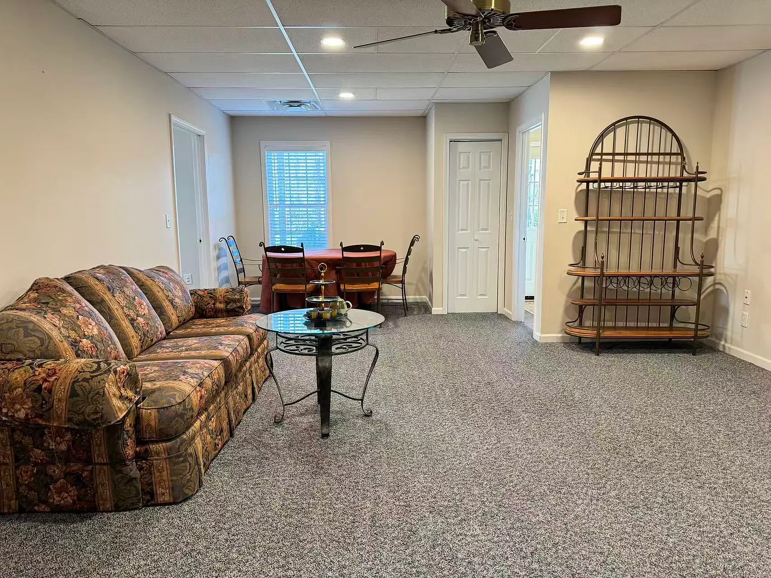 1 bed, $1,200 — Photo 2
