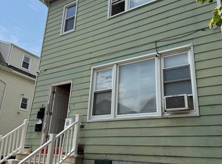 552 Court St #2, Elizabeth, NJ 07206