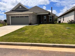 276 Hedgefield Dr, Prattville, AL 36066