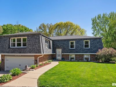 1219 8th Street Ct, Hampton, IL, 61256