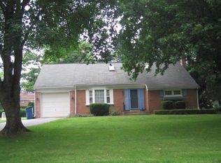 1861 Harrington Dr, Lancaster, PA 17601