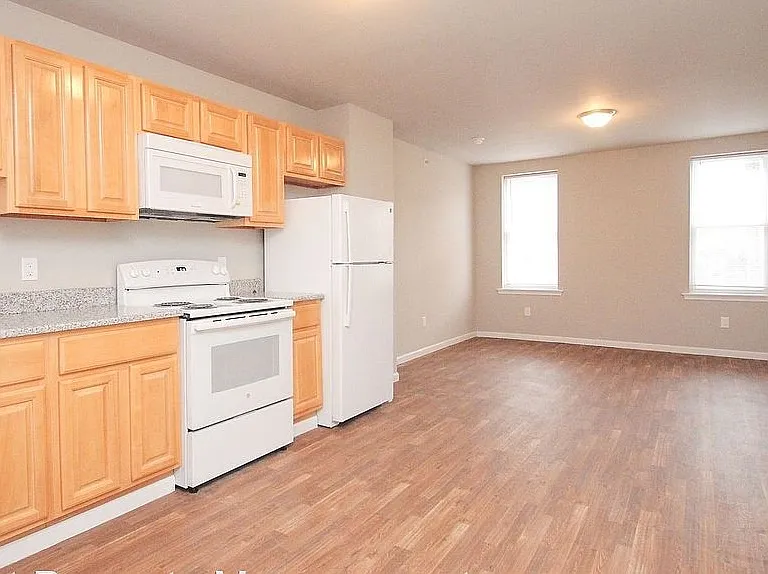 2341 N 16th St #3 — Photo 1