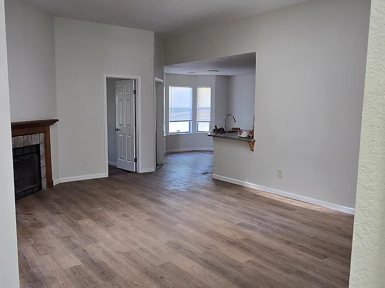5987 Arabian Pl — Photo 3