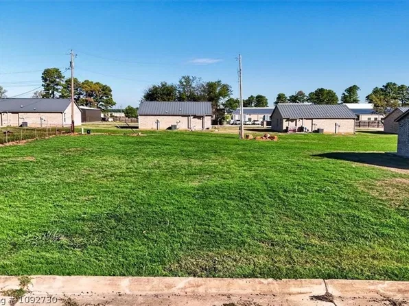 Lacey Ln, Poteau, OK 74953