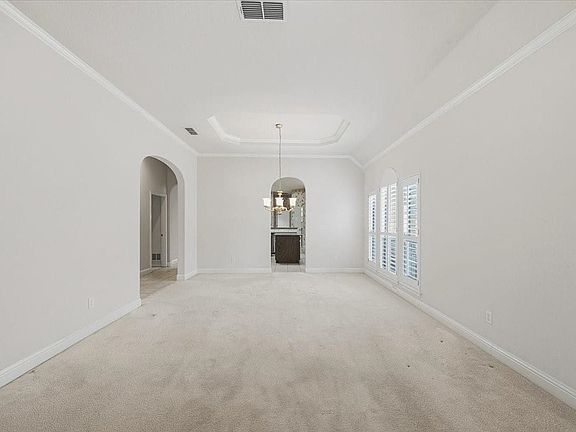 4th image of 7005 Briercliff Ct
