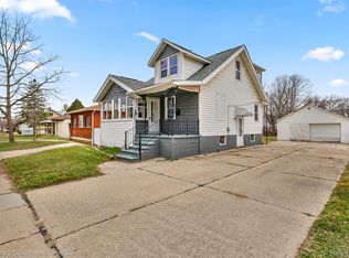 6837 Braun St, Center Line, MI 48015