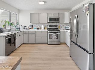 1111 Scarlet Oak Ave, Toms River, NJ 08755