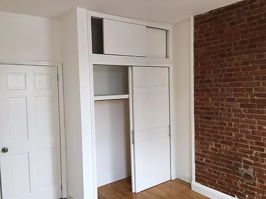 Rented by Skyline Realty LLC II | media 9