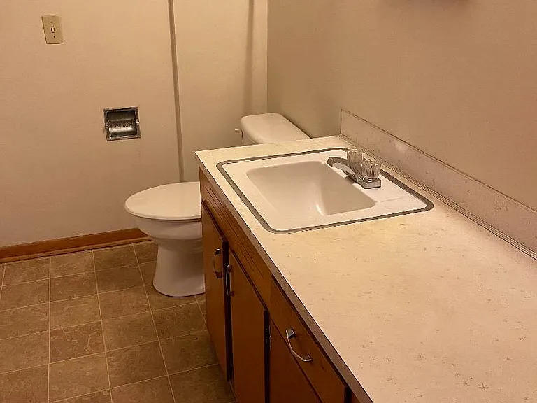 803 Wertz Ave SW — Photo 7