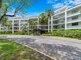16091 Blatt Blvd APT 302, Weston, FL 33326