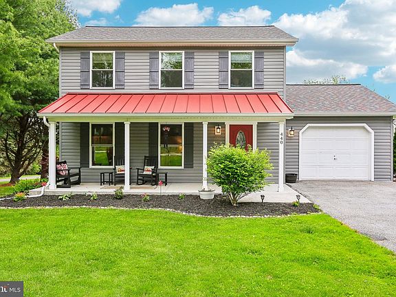 2nd image of 440 Valley View Dr