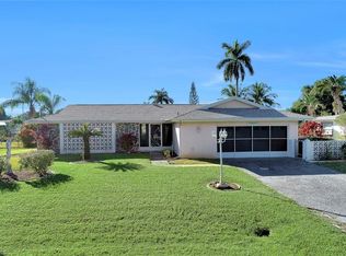 5618 Delido Ct, Cape Coral, FL 33904