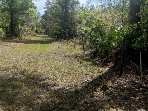 3250 SE Robinson Rd, Inglis, FL 34449