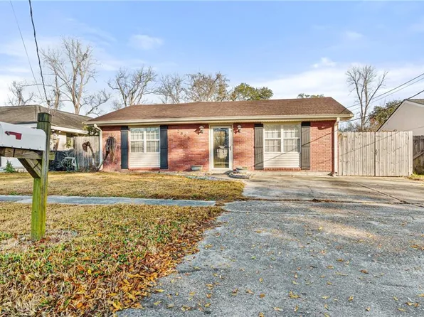 2808 Dolores Dr, Marrero, LA 70072