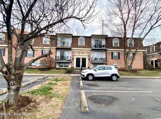 206 Flanders Ct APT 8, Louisville, KY