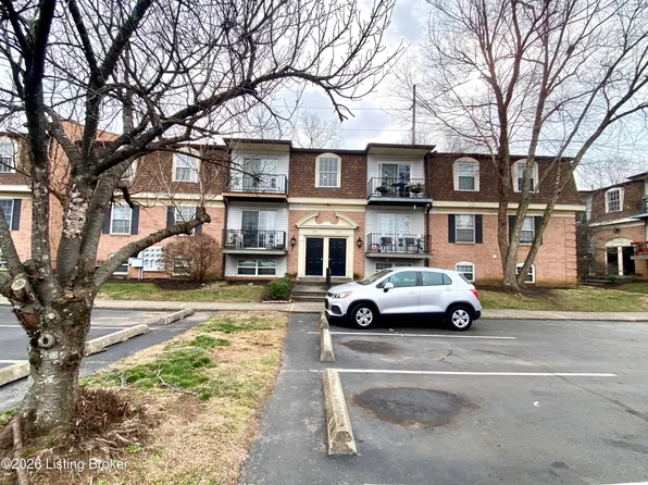 206 Flanders Ct APT 8, Louisville, KY 40218