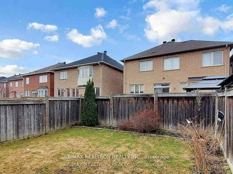 37 Jonas Millway Whitchurch — Photo 39