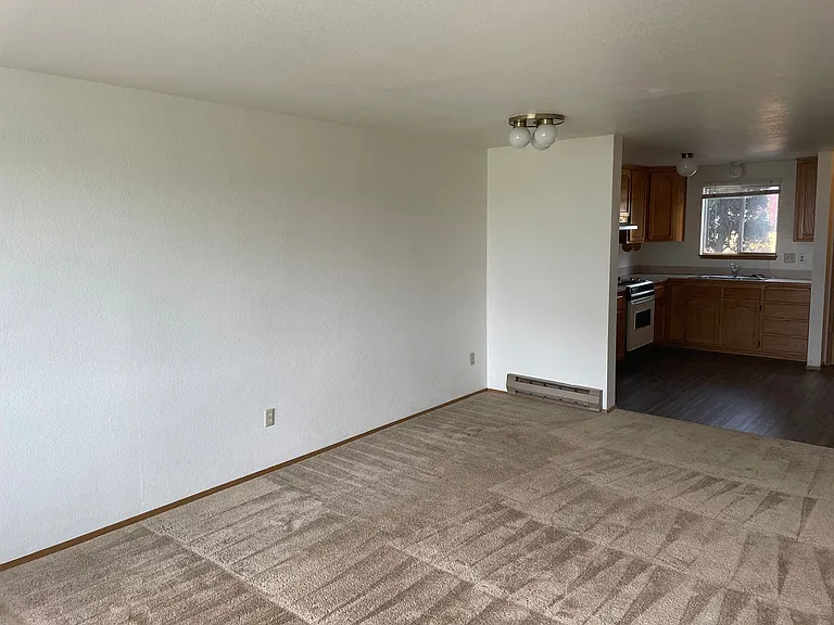 Forsythe (445 SE Regatta Dr) — Photo 12
