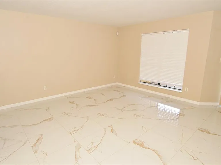 8764 Mallard Reserve Dr #101 — Photo 20