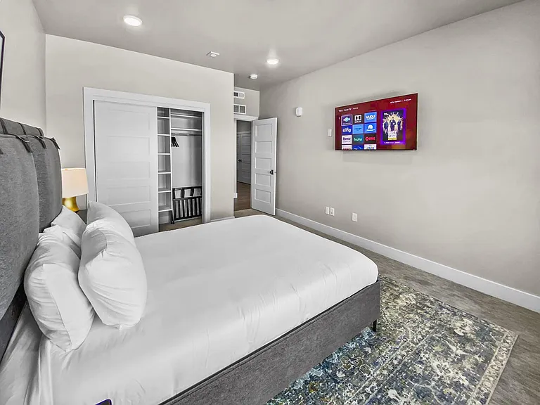 1145 W Helling Cir #204 — Photo 8