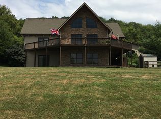 7636 N Hogan Rd, Aurora, IN 47001