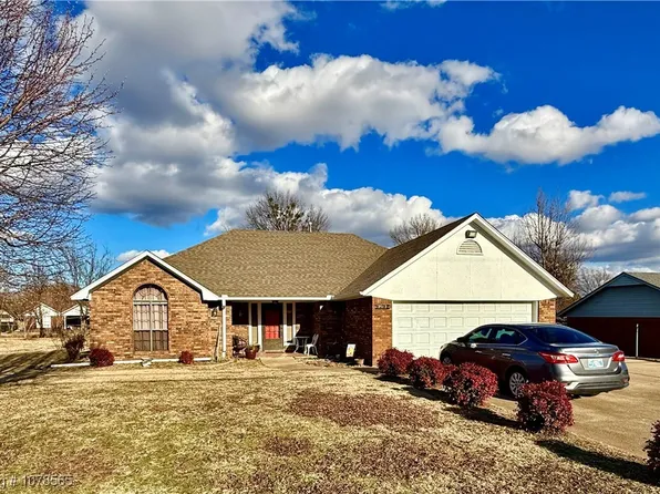 2512 Witteville Dr, Poteau, OK 74953