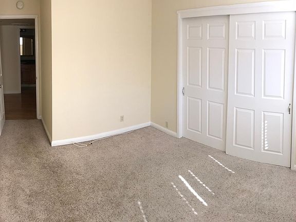 3rd image of 2621 Skylark Dr