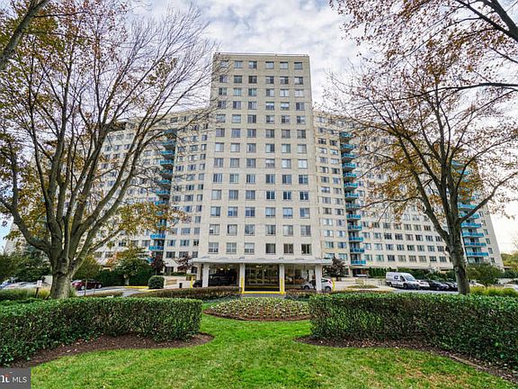 3rd image of 10500 Rockville Pike Unit 414