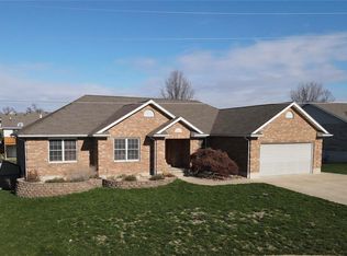 12 Amaryllis Ln, Hannibal, MO 63401