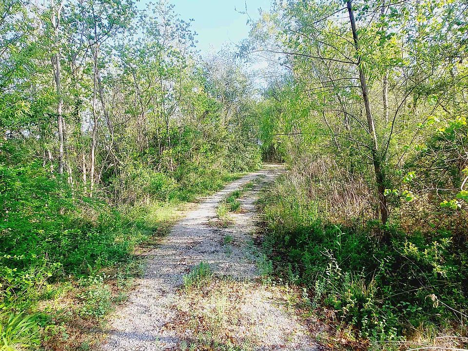 1st image of 586 Big Pasture Rd