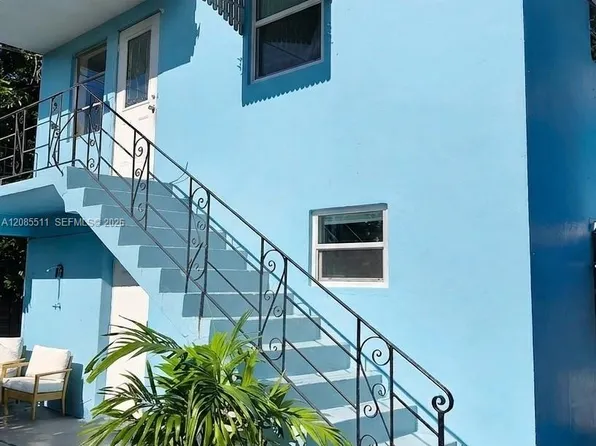 2463 Dewey St #2, Hollywood, FL 33020