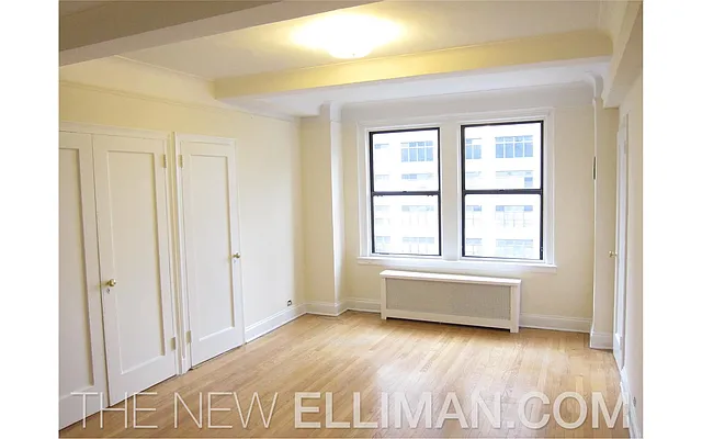 Rented by Douglas Elliman | media 22